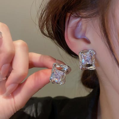 Nieuwe Vierkante Kleurrijke Zirkonia Oorknopjes Oorbellen Voor Vrouwen Persoonlijkheid Mode Dagelijkse Draagaccessoires Feest Sieraden Verjaardagscadeaus brown