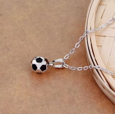 Akyol - Ketting – Ketting voetbal – Voetbalketting –wk -ketting wk -voetbal- ketting jongens meisjes- Ketting met voetbal – Voetbal – Soccer – Sieraad – 1 stuks – Cadeau voor vriend – Voetbalsieraad – Voetbal cadeau