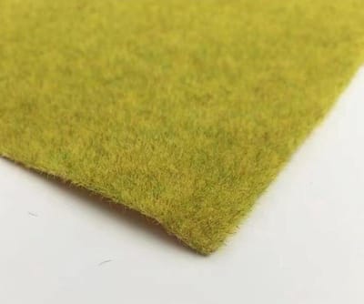 Kunstgras Mat - Miniatuur Gras - Modelbouw Tuin - Flexibel Materiaal - 40x100cm - Goud