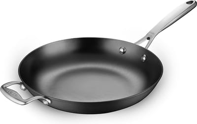 Stahl - Koekenpan van Carbon Steel - PFAS Vrij Gietijzer - Tegen Roest - 28 cm - Geschikt voor Inductie & Alle Warmtebronnen - Voor 5-6 Personen - Pan & Kookpan