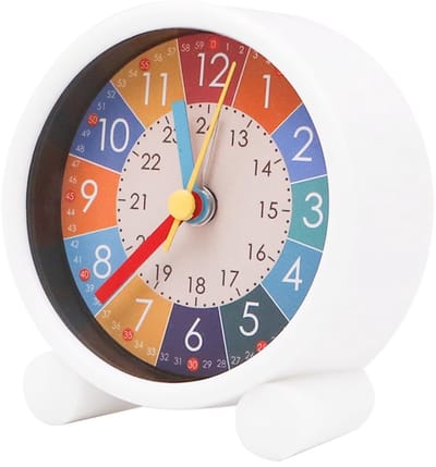 Allecto - Cartoon Nummer Wekker - Leuke wekker voor kinderen - Stil uurwerk - Desktop klok - Geschikt voor kinderkamer