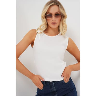 Geribbelde Mouwloze Blouse met Accessoire Detail