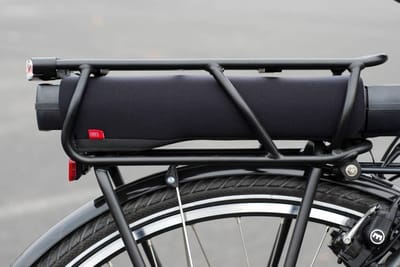 Mellen Dockingstation Cover Bosch Active / Performance – Beschermhoes Accuaansluiting E-bike – Bagagedrageraccu – Neopreen – Zwart