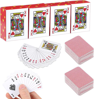 Set van 4 miniatuur speelkaarten voor poker en bordspellen, draagbare en compacte kaarten voor picknicks en gezinsactiviteiten