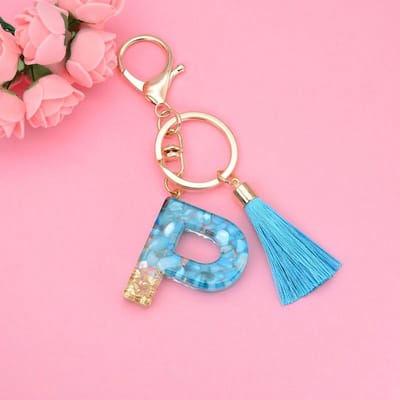 Letter Sleutelhanger A-Z – Luxe Initialen Sleutelhanger met Pompon & Kwastje – Tashanger voor Dames & Meisjes – Accessoire voor Sleutelbos, Handtas, Rugzak & Autosleutel – Persoonlijk Cadeau voor Vrouw, Moeder, Dochter & Vriendin