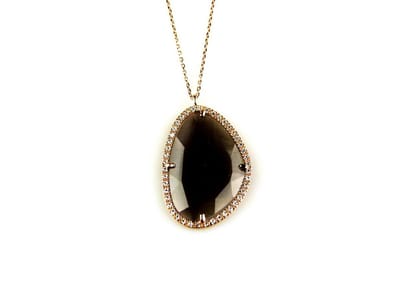 model Druppel gezet ketting in zilver roze verguld met hanger gezet met grijze steen en cubic zirconia