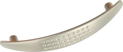 TQ4U vlak gebogen meubelgreep met dimples 96mm | ZAMAC VERNIKKELD