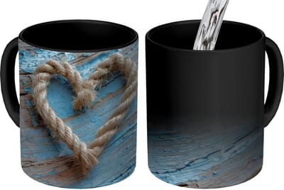 Magische Mok - Foto op Warmte Mokken - Koffiemok - Hart - Touw - Hout - Rustiek - Magic Mok - Beker - 350 ML - Theemok