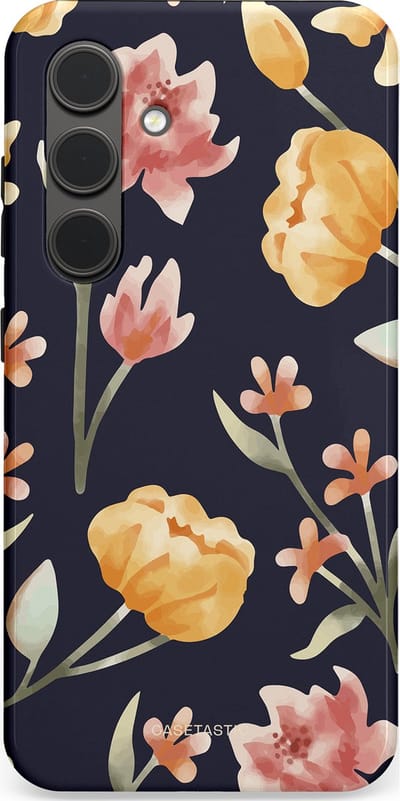 Casetastic Hoesje Geschikt voor Samsung S24 - Stijlvolle Beschermende Duo-layer Case - Bloemen Nacht