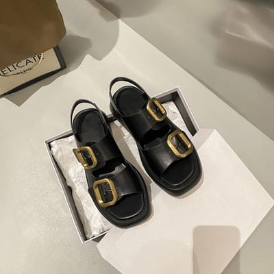 Zwart Wit Leren Sandalen Zomer Damesschoenen Vierkante Neus Platte Sandalen Dikke Zool Metalen Vierkante Gesp Mode Eenvoudige Sandalen 35