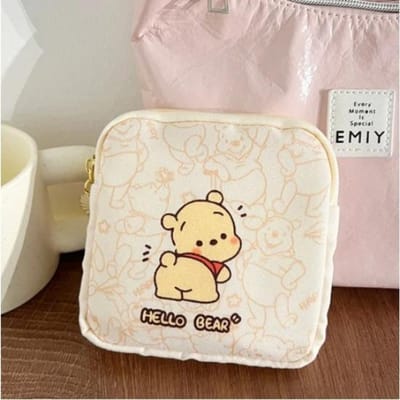 Pochette à serviettes hygiéniques Sanrio Pochacco, motif kawaii, mini porte-monnaie, trousse de toilette portable white