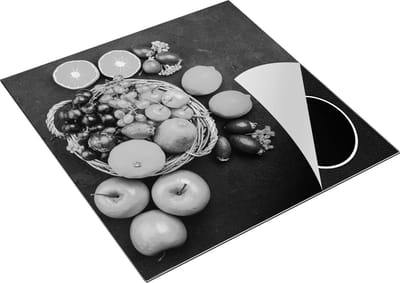 Chefcare Inductie Beschermer Fruitmand op Zwarte Marmer - Fruit - Zwart Wit - 78x78 cm - Afdekplaat Inductie - Kookplaat Beschermer - Inductie Mat