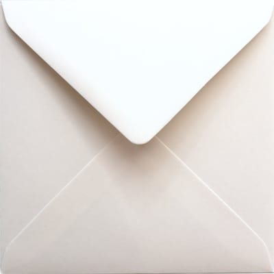 Gladde ecru enveloppen vierkant K4-110 - 110 x 110 mm - 25 stuks - NK natgelijmde - 120 gram - Malmero - Netuno