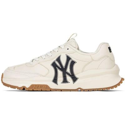 MLB Chunky Runner Basic Casual Veelzijdig Retro Antislip Verhoogde Hoogte Lage Top Dad Schoenen Unisex sneaker Crème 3ASHCRB3N-50CRS 37.5 white