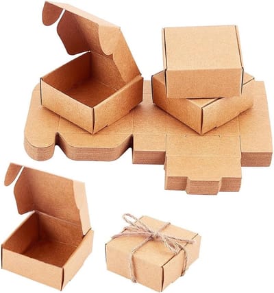 50 Stuks Kleine Kartonnen Dozen, Kraft Papier Cadeaudozen voor Kerst, Feest, Bruiloft en Verjaardag, 5.5 x 5.5 x 2.5 cm, Perfect voor Verpakking en Decoratie