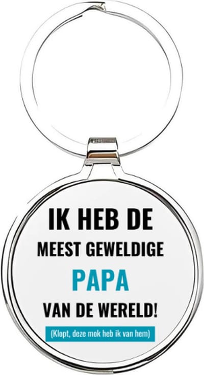 Akyol - ik heb de meest geweldige papa van de wereld Sleutelhanger - Vader - vaders - vader sleutelhanger - papa sleutelhanger - sleutelhanger papa - familie sleutelhanger - vaderdag cadeautje - papa cadeau - dad - stiefvader - 4 x 7,5 CM
