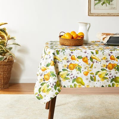 Tafelkleed Bloemendessin - Eettafelkleed - Tafel Decoratie - Europees patroon - 153 x 260 cm - Perenkleuren