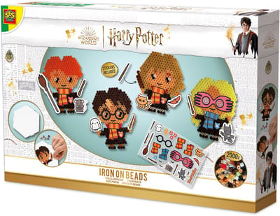 SES Creative - Beedz - Harry Potter - Strijkkralen - 2000 Stuks met Grondplaten en Stickers - Vanaf 6 Jaar - Kerst cadeautjes