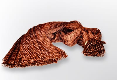 Afrikaanse netspons bruin - African exfoliating net sponge brown - Ghanaian SAPO spons - traditionele Ghanese scrub spons