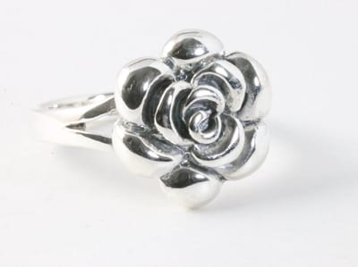 Zilveren ring met roos - maat 18