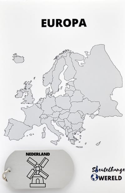 Nederland Sleutelhanger inclusief kaart – Nederland cadeau – beste land- Leuk kado voor je Vriend om te geven - 2.9 x 5.4CM