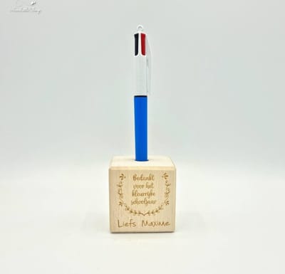 [Nice Little Things] - Houten Kubus met 4 kleuren pen - Bedankt
