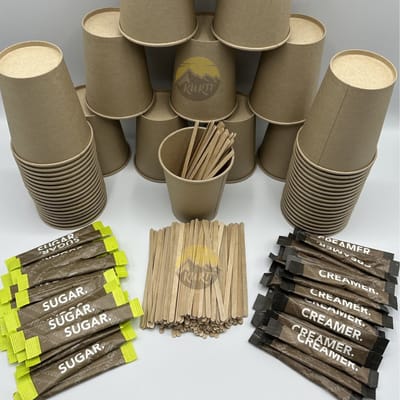 KURTT - Koffiebekers Combideal: 1000x Koffiebekers 200ml - 1000x Roerstaafjes 140mm - 1000x Suikersticks - 1000x Creamersticks - ideaal voor kantoor/werkplaats
