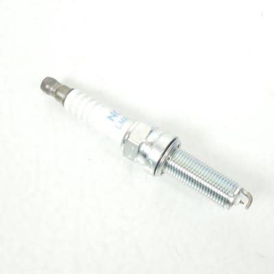 Bougie d'allumage NGK pour moto ILMAR7E9 / 94698 / 94702-00442 Neuf