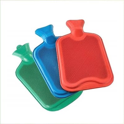 Classic rubber hot water bottle 2L for pain relief and warmth in various colors