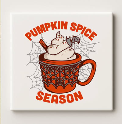 Pumpkin Spice Season Keramische Tegel 15x15 cm – Gezellige Herfst Koffie Decoratie voor Keuken of Woonkamer