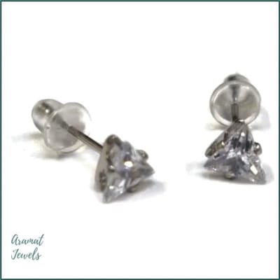 Aramat Jewels | Oorbellen | RVS Zweerknopjes Driehoek Zirkonia - Geometrische Studs | Zilverkleurig / 5 mm / Transparant | |3mm | Staal | Kinderen, Volwassenen | Verkleurd niet