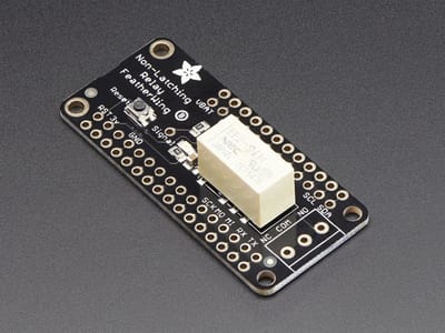 Non-Latching Mini Relay FeatherWing Adafruit 2895