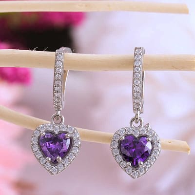 Zilveren Oorhangers Dames - Hartje met Paars Kristal - Handgemaakt - 925 Sterling Zilver - Met Steentjes - Romantisch & Elegant