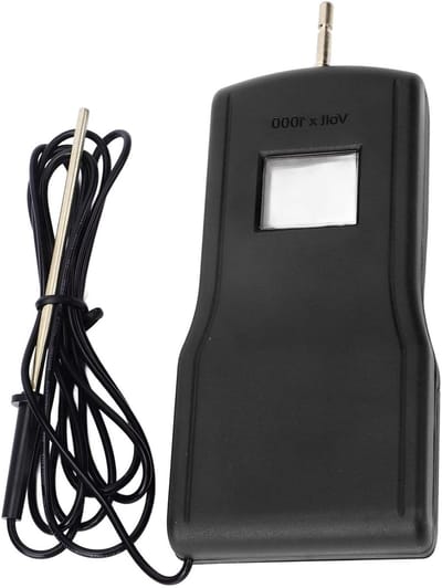 Handige elektronische hekspanningstester voor veeboerderijen - LCD-scherm - digitaal - batterijdeksel - zwart - dieren - boerderij - elektrisch - 15kv - tester - elektrische afrastering