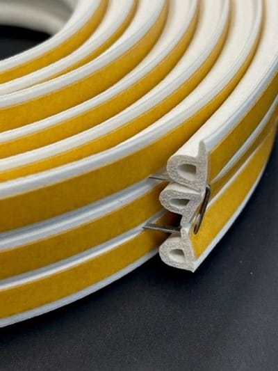 Zelfklevend Tochtband P-Profiel - Wit - 9mm x 5,5mm x 7,5m - Tochtstrip