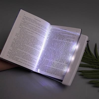 Ynkkvre - Draadloos Leeslampje voor Boek - Leeslamp - Boekenlegger Lamp - Boeklamp - Gericht licht zonder strooilicht - Ultralicht ontwerp als boeklegger - Natuurlijk licht met verstelbare helderheid - Energiezuinige LED met 50+ uur gebruik