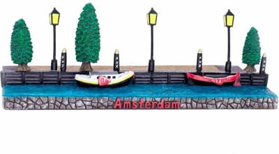 Amsterdams grachtenhuisje - Basement - plateau voor 4 Amsterdamse huisjes