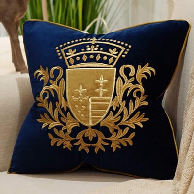 Avigers 50 x 50 cm borduurwerk fluwelen kussenhoes schild luxe Europese kussensloop kussensloop thuis decoratief voor sofa stoel slaapkamer sierkussen, marineblauw