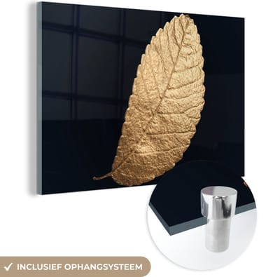 MuchoWow® Glasschilderij 150x100 cm - Schilderij acrylglas - Goud - Bladeren - Zwart - Planten - Luxe - Natuur - Foto op glas - Schilderijen