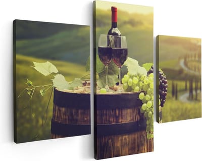 Artaza Canvas Schilderij Drieluik Wijn met Druiven op een Vat in Toscane - 90x60 - Foto Op Canvas - Canvas Print