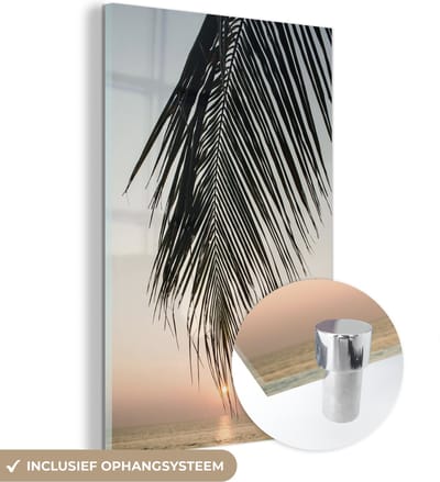 MuchoWow® Glasschilderij 120x180 cm - Schilderij acrylglas - Palmblad - Zon - Zomer - Strand - Foto op glas - Schilderijen