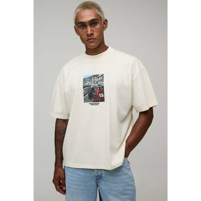Ecru Oversized Boxy T-shirt Met Fotografische Auto Borstprint | Size Medium