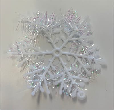 Knaak Sneeuwster Kerstversiering - Set van 3 stuks - Sneeuwvlok - Kerst - Hangversiering - Sneeuw - 8 cm