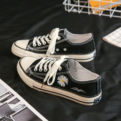 Paarse Low-top Canvas Schoenen met Kleine Madeliefjes Dames Veelzijdige Boardschoenen Nieuwe Casual Schoenen 37 zwart