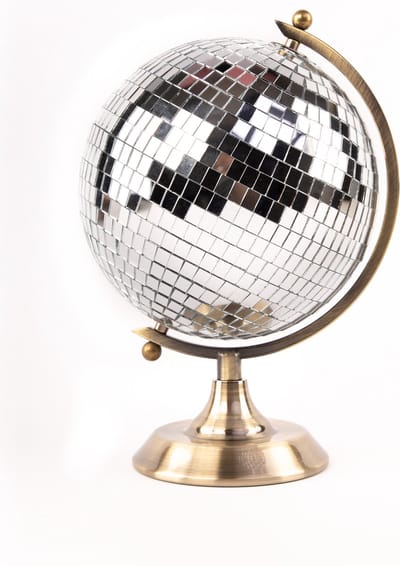 KIMU® Globe Discobal Klein Ø 15 cm - Wereldbol Brons Vintage Wereld Aarde Planeet Disco Bal Spiegeltjes - Space Retro Aardbol Discobol Spiegelbol Festival