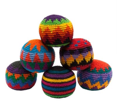 Handgehaakte Kick Balls - Set van 6 Kleurige Juggling Haki Tassen