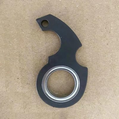Nouveau Porte-clés Spinner Anti-Anxiété Anti-Stress Jouets Fidget Tournants Luminescents Porte-clés Soulager l'Ennui Couleurs Multiples Cadeaux de Fête black