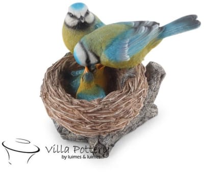 Villa Pottery - Dierenbeeld - Vogelbeeld - Koolmeesjes - Polyresin - 19x15x16,5cm