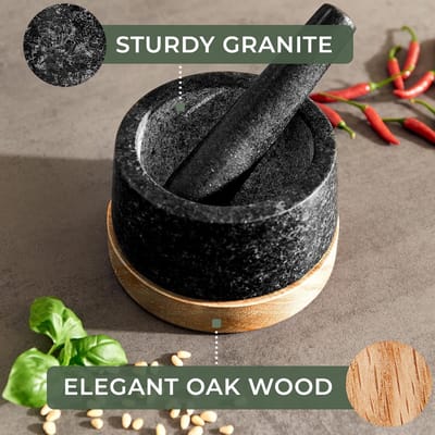 Famanu – Luxe granieten vijzel met extra lange stamper en houten basis, stabiel ontwerp voor intensief gebruik
