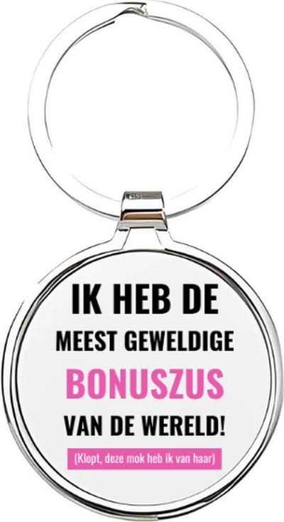 Akyol - ik heb de meest geweldige bonuszus van de wereld Sleutelhanger - Bonuszus - de liefste bonuszus - bonuszus sleutelhanger - zussen sleutelhanger - sleutelhanger bonuszus - familie sleutelhanger - verjaardagscadeautje - zus cadeau - 4 x 7,5 CM